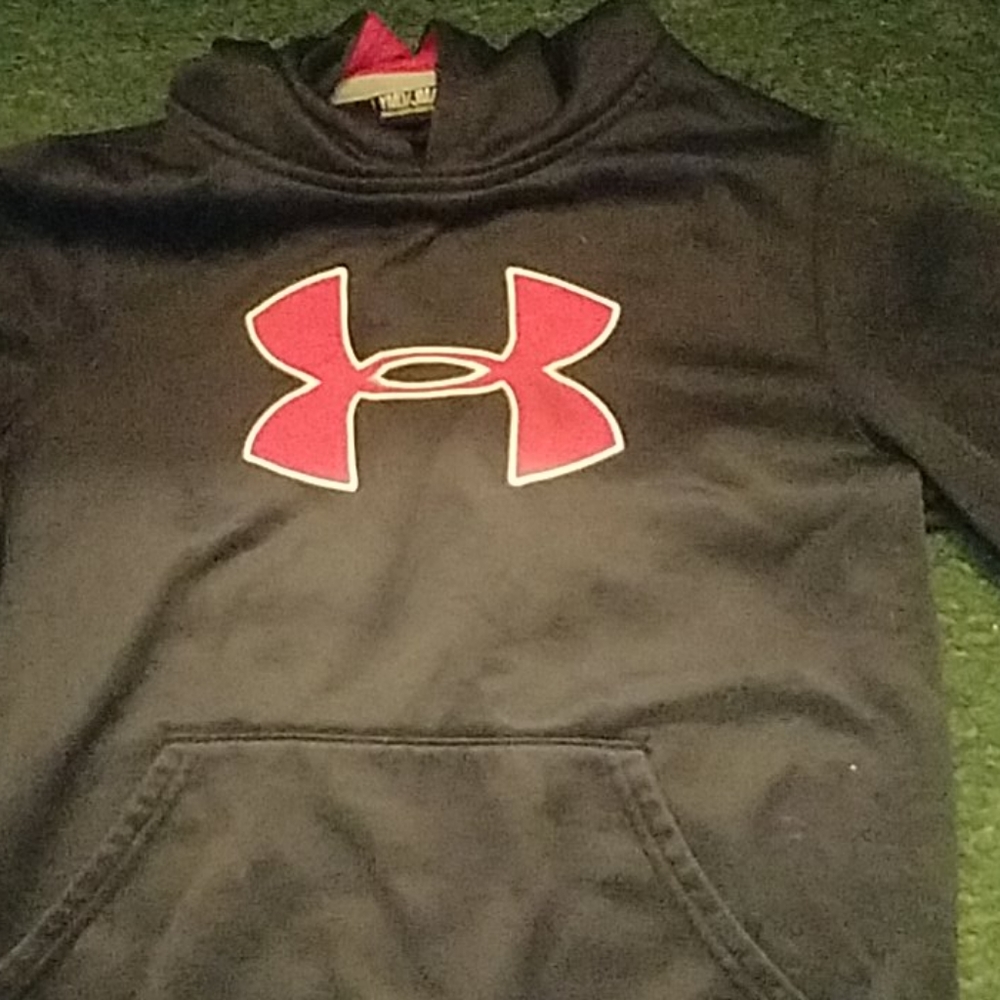 Under armour 3 piece boys medium
